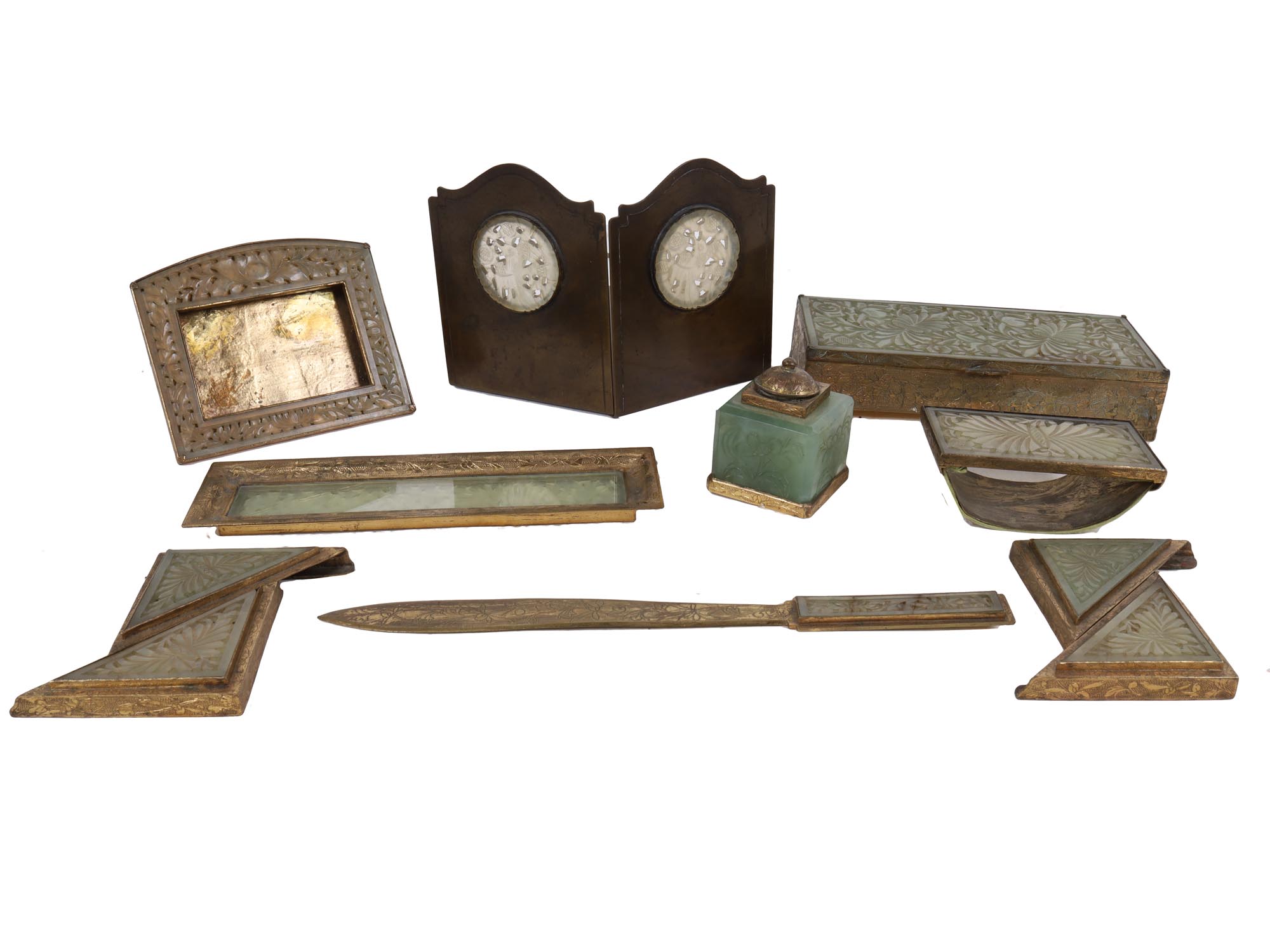 ANTIQUE AND VINTAGE CHINESE JADE DESK ACCESSORIES PIC-